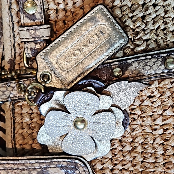 Coach Hampton raffia/straw snakeskin embossed purse - Picture 9 of 14